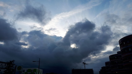 giant clouds light beatiful sky urban