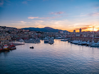 Fototapeta premium イタリア ジェノバ 街並み