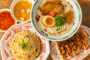 ラーメン　Ramen set of typical Japanese style