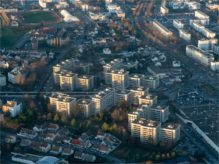 vue aérienne de la ville des Mureaux dans les Yvelines en France