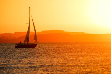 Porto alegre barco por do sol