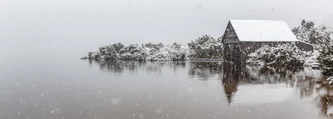 Crédence de cuisine en verre imprimé Mont Cradle Cradle Mountain in snow, Tasmania Australia