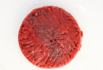 Steak haché de bœuf cru