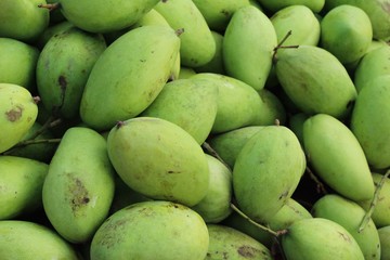 Mango fruit is delicious at street food