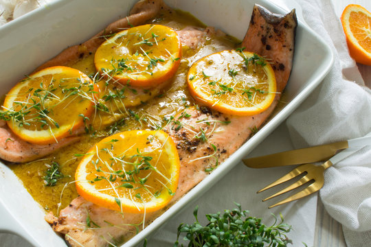 Lachsforelle mit Orangensauce, Dill