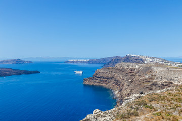 Fototapeta na wymiar One of the most beautiful islands in the world, Santorini, Caldera, Oia, Greece