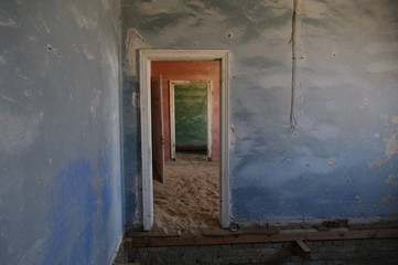 Obraz na płótnie Canvas Haus in der Kolmannskuppe in Namibia