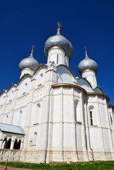 Fototapeta na wymiar The Cathedral of the Dormition in the Rostov Kremlin