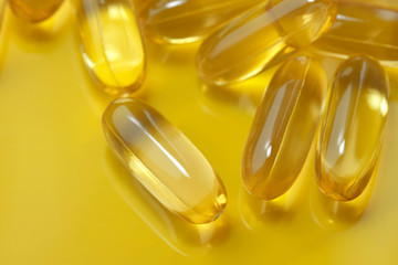 Soft gelatin capsules with omega-3