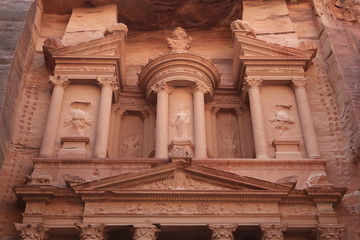 Fototapeta premium detail on treasury building, Petra, Jordan
