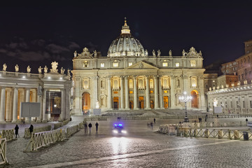 Fototapeta na wymiar St. Peter square in Vatican