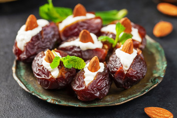 Stuffed Dates Medjool