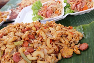 Spaghetti with pork delicious at street food