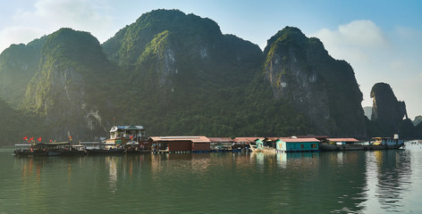 Fototapeta na wymiar Halong Bay Vietnam 5