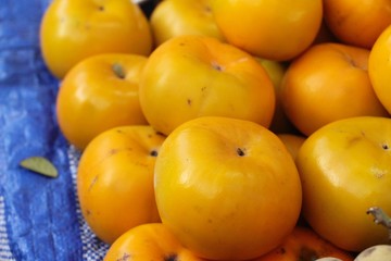 Persimmon fruit is delicious at street food