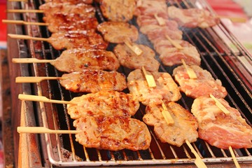 Roasted pork is delicious at street food