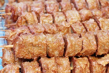Deep Fried Crab meat roll (Hoi Jo) in market