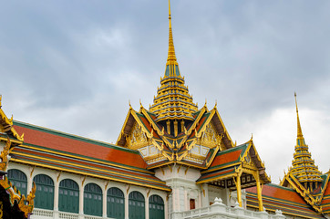Fototapeta premium Gran Palace Wat Phra Kaew Temple in Bangkok, Thailand