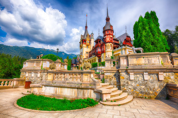 Famous Neo-Renaissance Peles castle in Sinaia Carpathian Mountains - obrazy, fototapety, plakaty