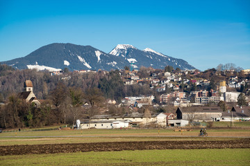 Landschaft zwischen Feldkirch und Liechtenstein - 249814604