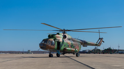 Fototapeta na wymiar Russian Mi-8 helicopter