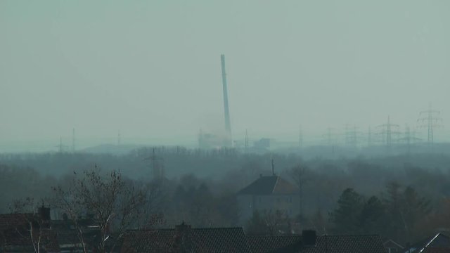Sprengung eines Kraftwerkes