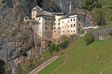 Fototapeta na wymiar Predjama Castle Slovenia