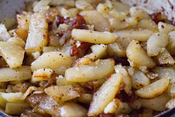 chicken with potatoes and vegetables