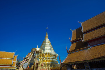 Fototapeta premium Great Sacred Temple in Thailand wat pra that Doi Suthep