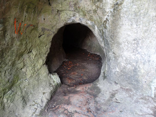 Tunnel in der Räuber Lippoldshöhle