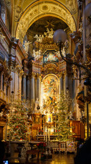 Fototapeta na wymiar Interior of St. Peter's church in Vienna, Austria
