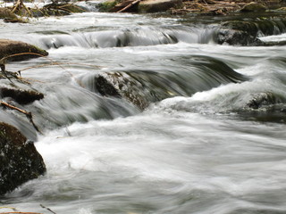 Reißender Fluss