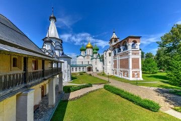 Fototapeta na wymiar Cathedral of the Transfiguration of the Saviour - Suzdal, Russia