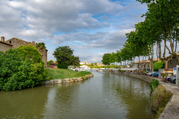 Fototapeta na wymiar Canal du Midi canal in Trebes southern France