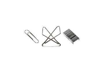 INSUMOS DE OFICINA GRAPAS Y CLIPS