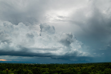 Fototapeta na wymiar thunder storm sky Rain clouds
