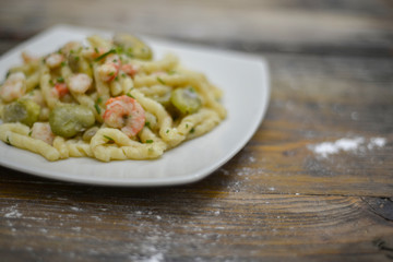 Busiate con gambero e fave