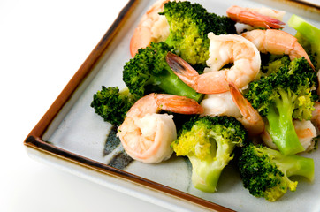 エビとブロッコリーの炒め物