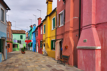 Fototapeta na wymiar Painted houses in Burano