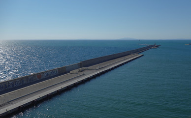 Fototapeta na wymiar pier on the sea