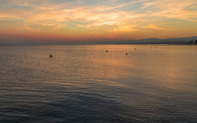 Obraz premium Sunset. Water. Peaceful. Colorful. Lake. Leman. Sky