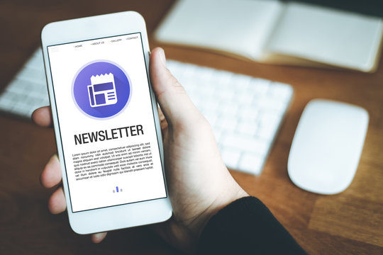 NEWSLETTER CONCEPT ON SCREEN - Powered by Adobe