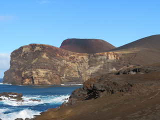 Fototapeta na wymiar Capelinhos - Vulkan am Meer