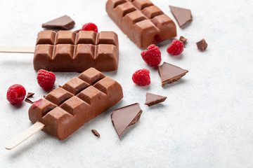 Chocolate ice cream (popsicles) with raspberry 