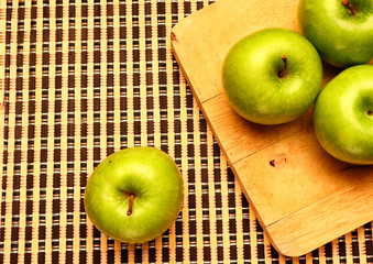 green apple