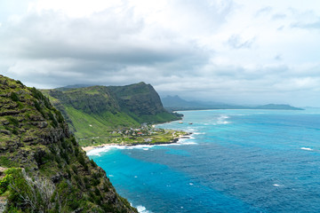Fototapeta na wymiar Küste von Hawaii mit türkisem Wasser und Stränden