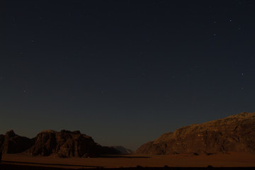 Fototapeta na wymiar Wadi Rum by night