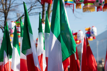 BANDIERE CINA ITALIA
