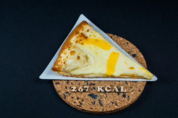 calorie pizza four cheeses 267 kcal 100 grams diet