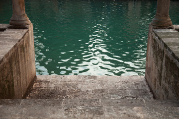 Fish Lake (Balikli Gol) İbrahim's pool - Sanliurfa, Turkey © bulentumut